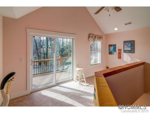 19 Roselyn Way - Photo 14