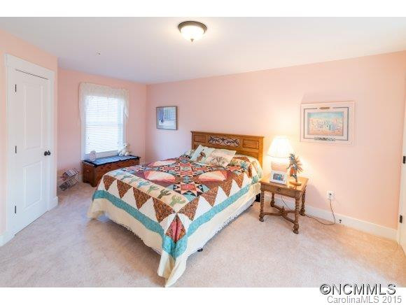 19 Roselyn Way - Photo 18