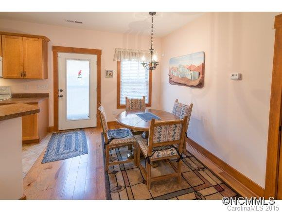 19 Roselyn Way - Photo 5