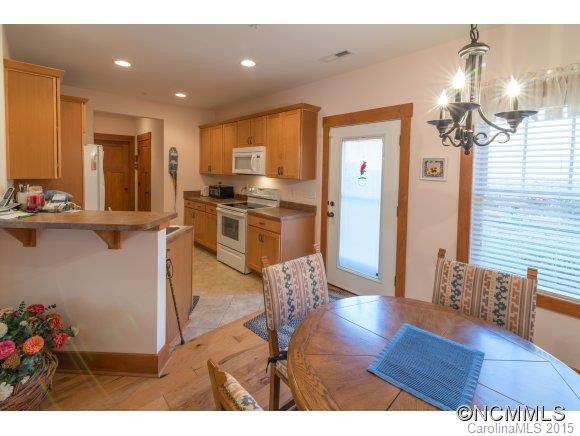 19 Roselyn Way - Photo 6