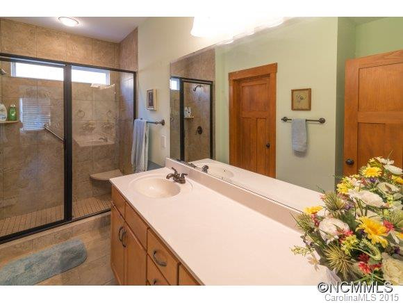 19 Roselyn Way - Photo 10