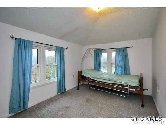 111 Altamahaw Ave - Photo 7