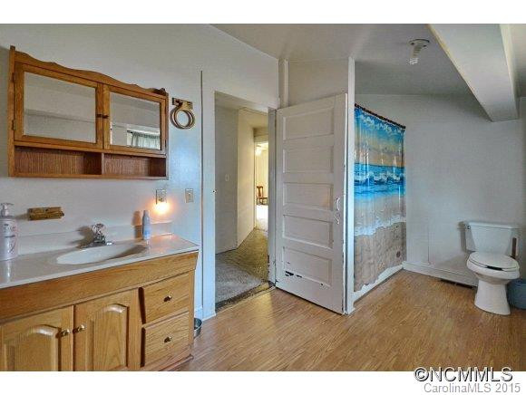 111 Altamahaw Ave - Photo 9