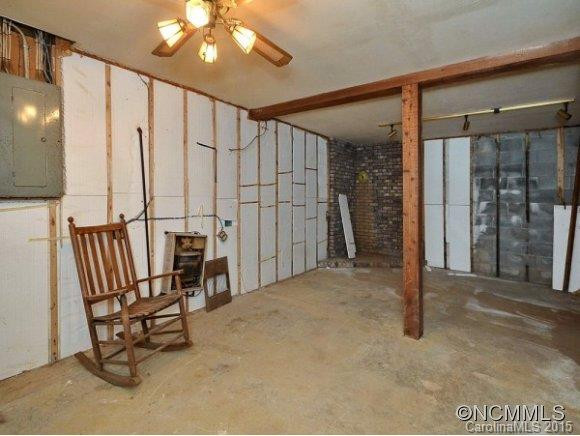 86 DUNWELL AVE - Photo 8