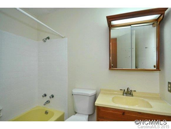 67 Imperial Court - Photo 12