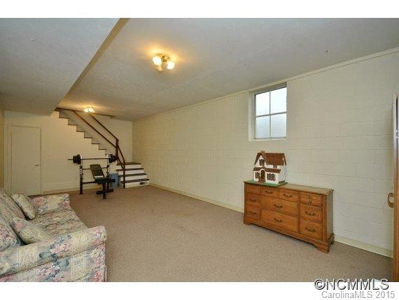 67 Imperial Court - Photo 13