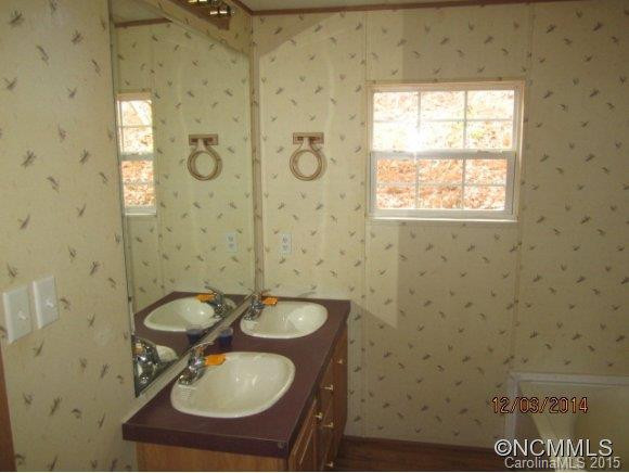 107 Brucene Dr - Photo 10