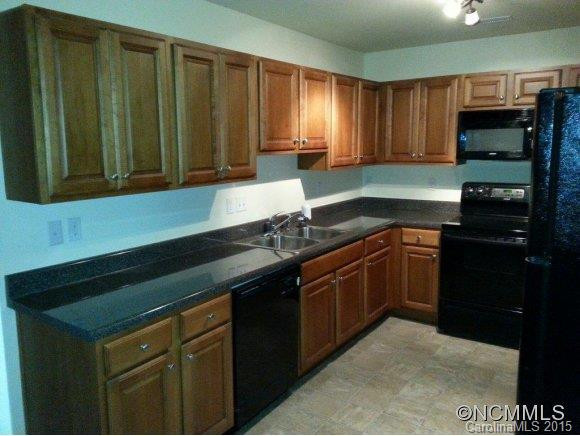 74 Aberdeen Drive - Photo 3