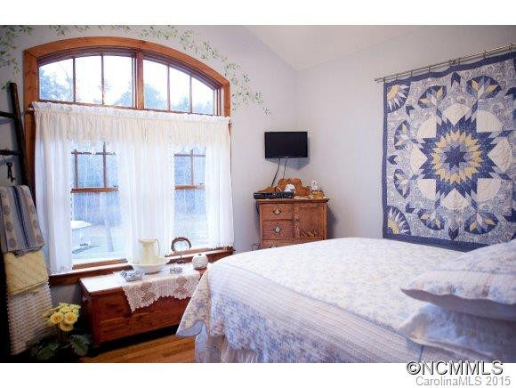 14 Roundabout Way - Photo 21