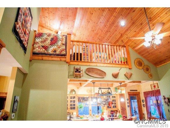 14 Roundabout Way - Photo 10