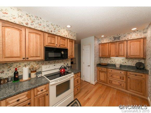 305 E. High Point Lane - Photo 11