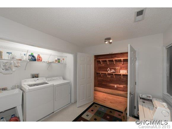 305 E. High Point Lane - Photo 22