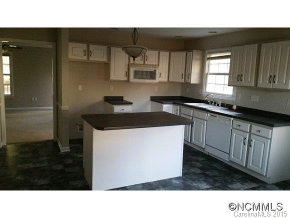 326 Lake Cir Drive - Photo 2