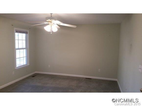 326 Lake Cir Drive - Photo 5