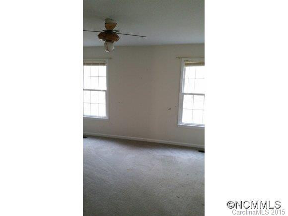 326 Lake Cir Drive - Photo 6