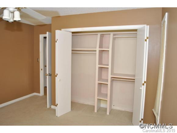 31 Hollybrook Drive - Photo 12
