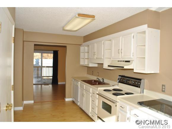 31 Hollybrook Drive - Photo 5