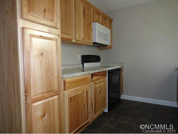 4 Compton Dr - Photo 3