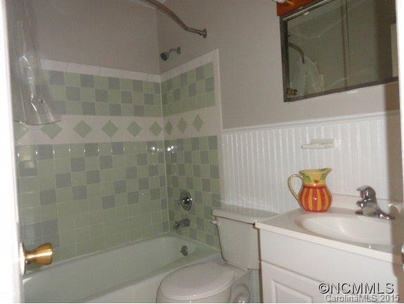 4 Compton Dr - Photo 5