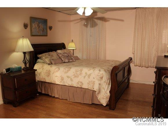 50 Challedon Drive - Photo 17