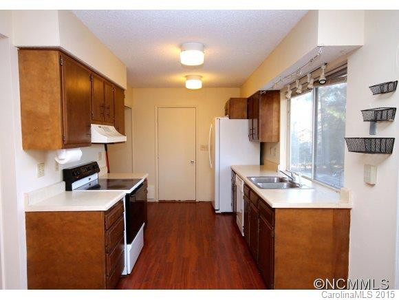 48 Wildwood Circle - Photo 2