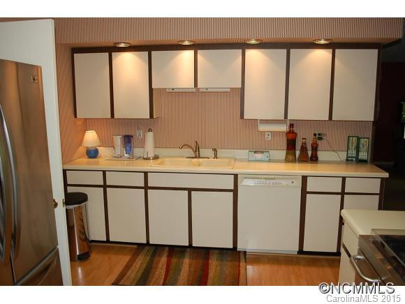 111 Radcliff Court - Photo 12