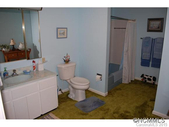 111 Radcliff Court - Photo 13