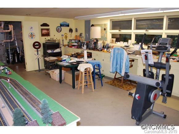 111 Radcliff Court - Photo 15
