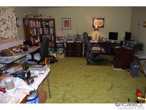 111 Radcliff Court - Photo 8
