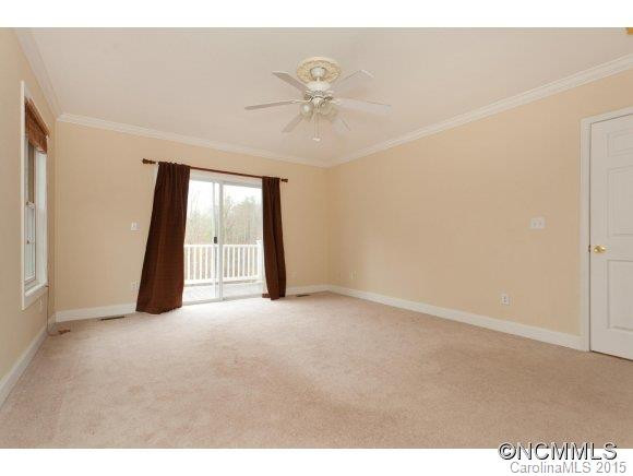 33 Lakeside Dr - Photo 12