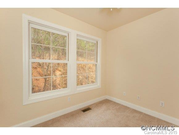 33 Lakeside Dr - Photo 17