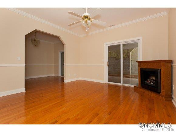 33 Lakeside Dr - Photo 5
