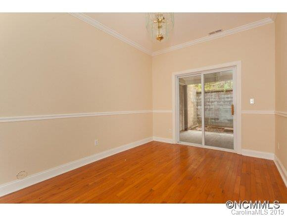 33 Lakeside Dr - Photo 8
