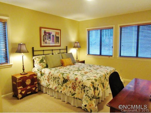 51 LAKE DRIVE - Photo 11