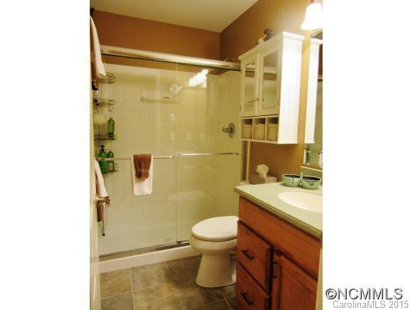 51 LAKE DRIVE - Photo 15