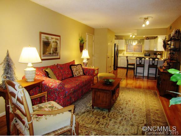 51 LAKE DRIVE - Photo 4
