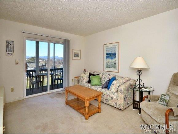 4603 BREAKERS LANE - Photo 2