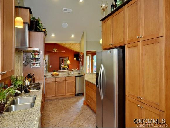 66 FAIRWAY RD - Photo 7