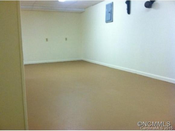138 Blake - Photo 16