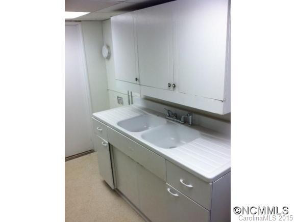 138 Blake - Photo 17