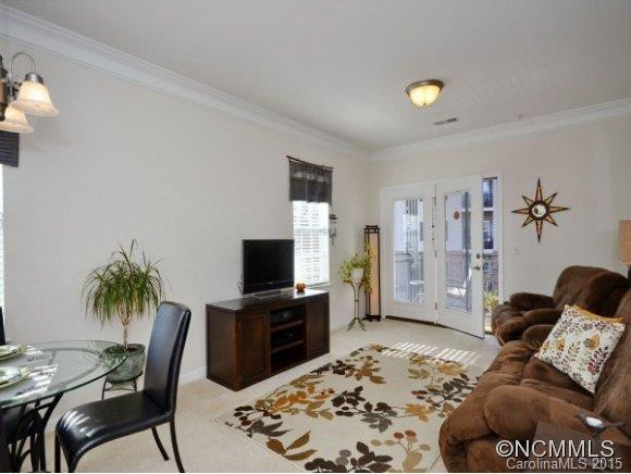 531 APPELDOORN CIRCLE - Photo 2