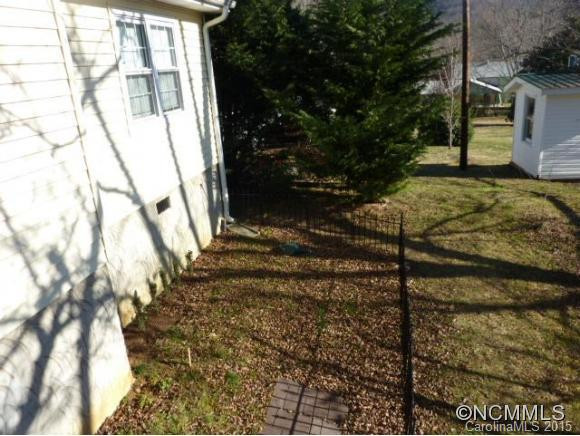 68 Hill St - Photo 6