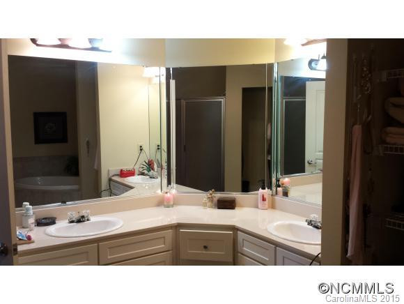 9 Kenilworth Knoll #311 - Photo 4