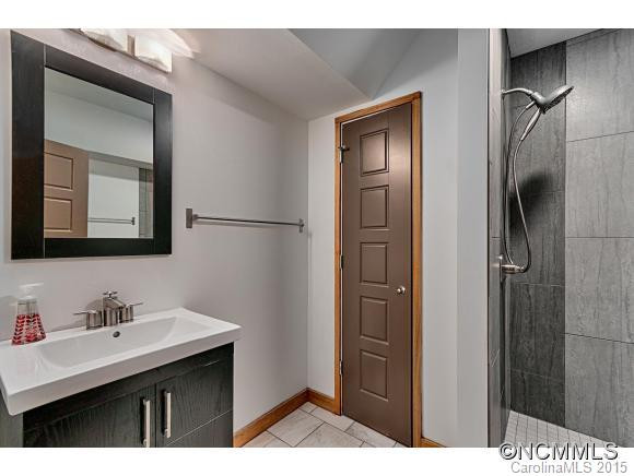 109 Village Pointe Lane - Photo 14
