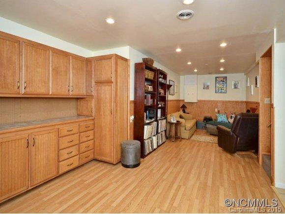 6 MOSS LANE - Photo 12