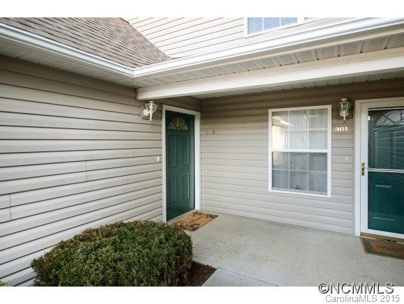305 Waters Edge Drive - Photo 2