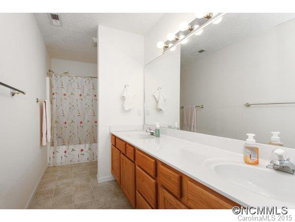 305 Waters Edge Drive - Photo 12