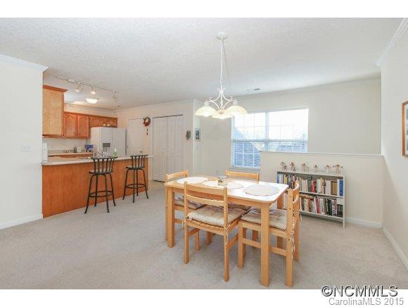 305 Waters Edge Drive - Photo 8