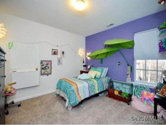 101 HUNTINGTON DR - Photo 11