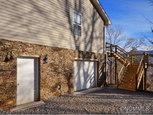 101 HUNTINGTON DR - Photo 15